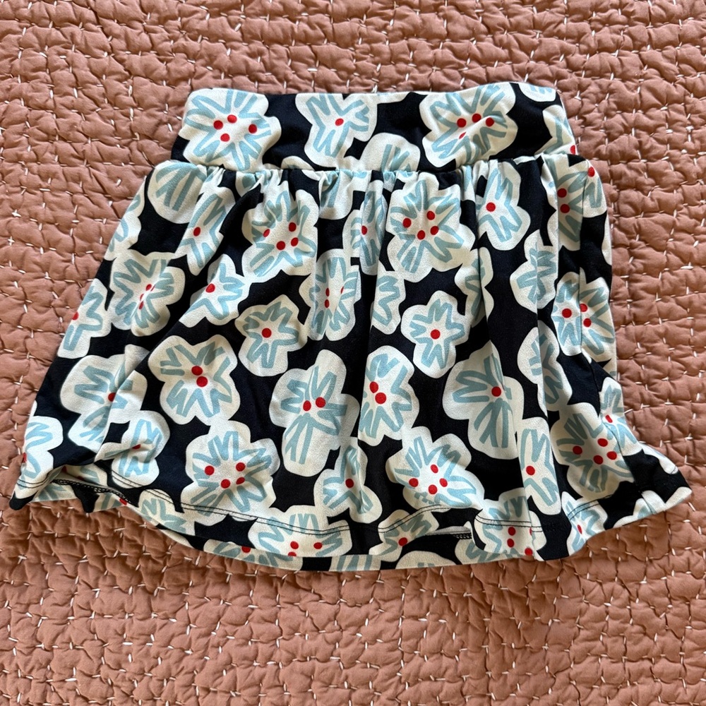 EUC Hanna Andersson Active MadeForSun Skort - Size 5 (110 cm)